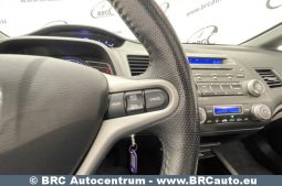 Honda Civic 1.8i Sedan 2006 full