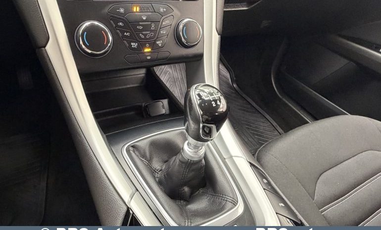 Ford Mondeo 2.0 TDCi Trend 2015 full