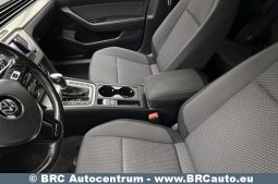 Volkswagen Passat 1.4 TSI Bluemotion Automatas 2017 full
