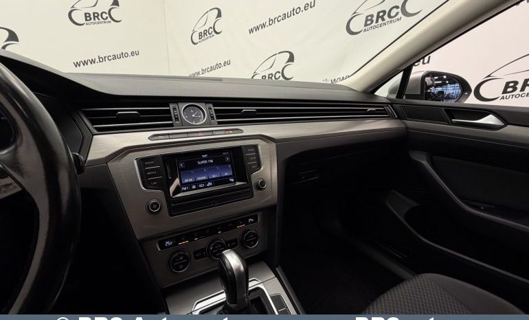 Volkswagen Passat 1.4 TSI Bluemotion Automatas 2017 full