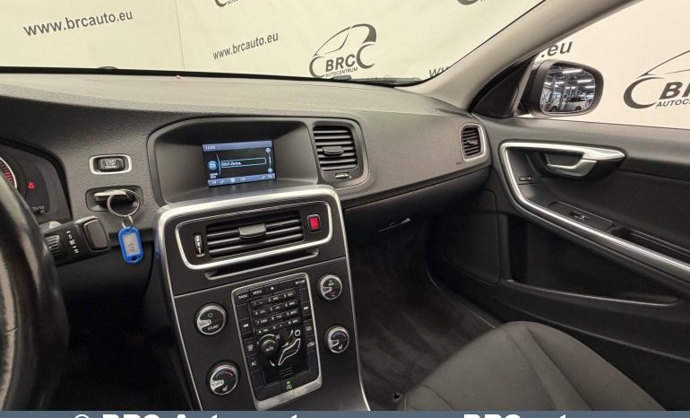 Volvo S60 D4 2013 full