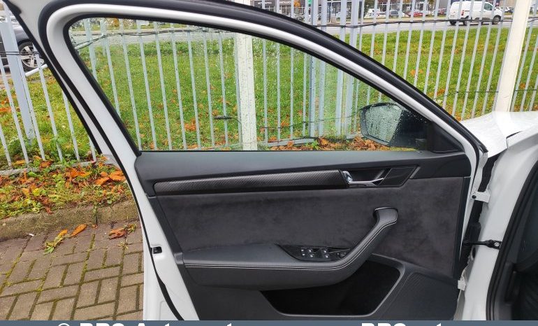 Skoda Superb iV 1.4 TSI Plug-In Hybrid Sportline DSG Automatas 2020 full