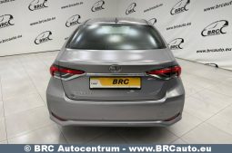 Toyota Corolla 1.6 Automatas 2020 full
