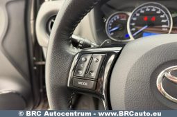 Toyota Yaris 1.5 VVT-i Automatas 2020 full