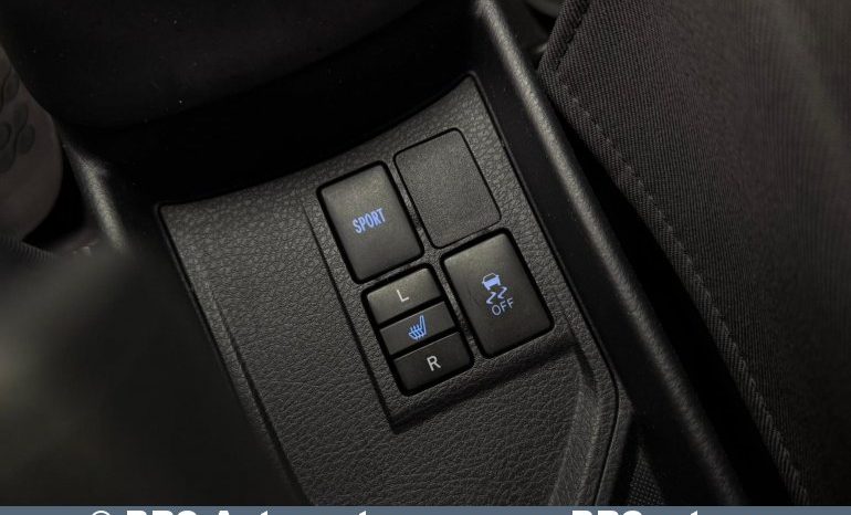 Toyota Yaris 1.5 VVT-i Automatas 2020 full