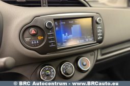 Toyota Yaris 1.5 VVT-i Automatas 2020 full