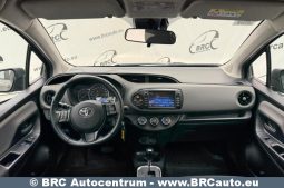 Toyota Yaris 1.5 VVT-i Automatas 2020 full