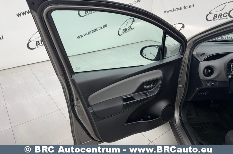 Toyota Yaris 1.5 VVT-i Automatas 2020