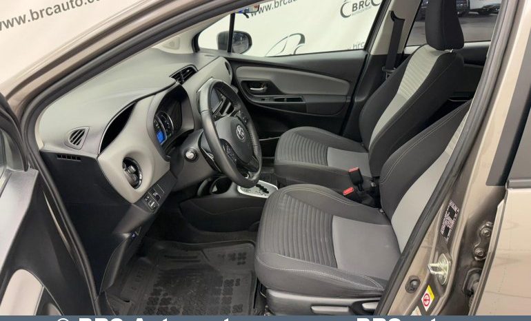 Toyota Yaris 1.5 VVT-i Automatas 2020 full