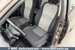 Toyota Yaris 1.5 VVT-i Automatas 2020 full