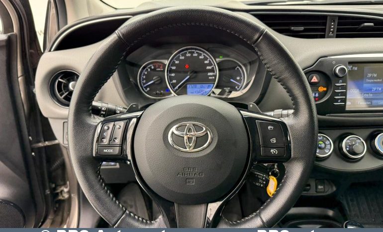 Toyota Yaris 1.5 VVT-i Automatas 2020 full