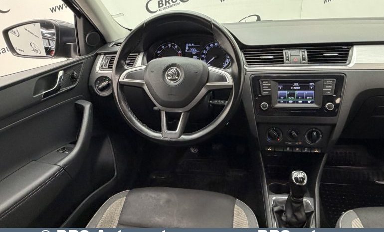 Skoda Rapid 1.2 TSI 2017 full