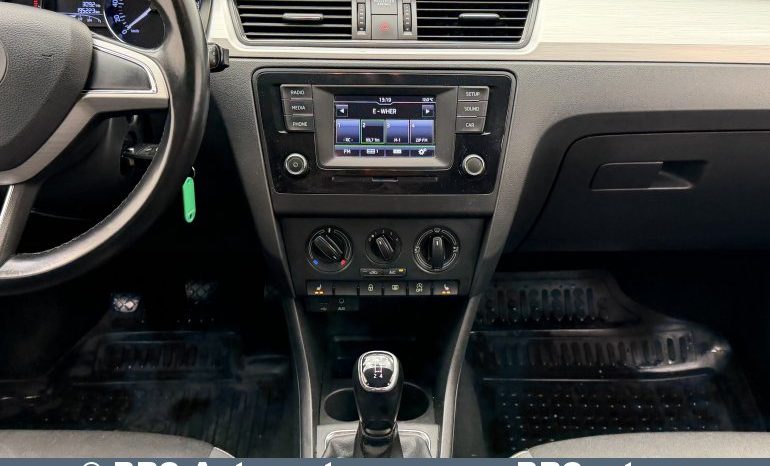 Skoda Rapid 1.2 TSI 2017 full