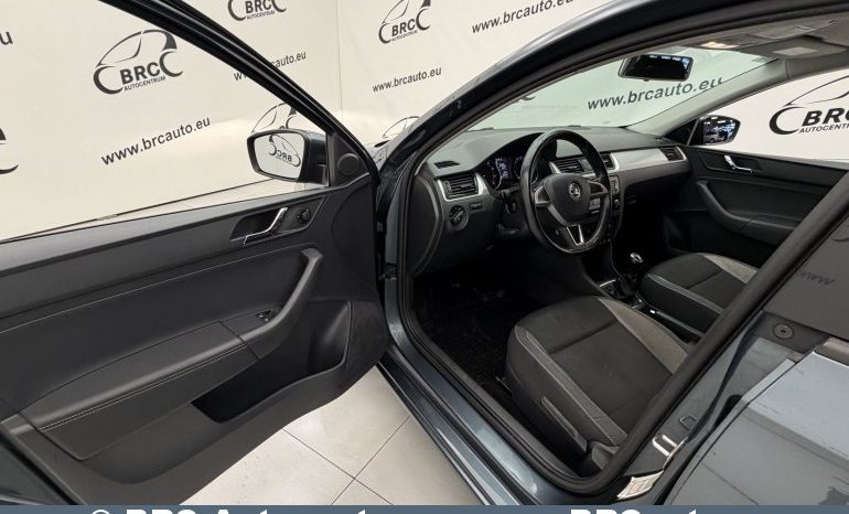 Skoda Rapid 1.2 TSI 2017 full