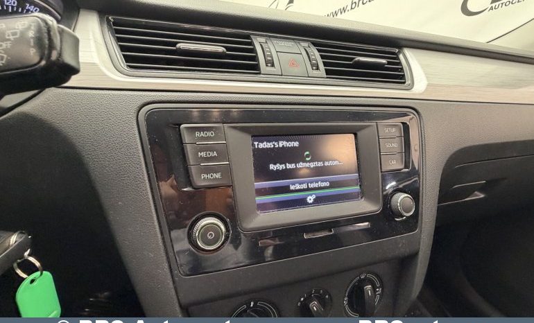 Skoda Rapid 1.2 TSI 2017 full