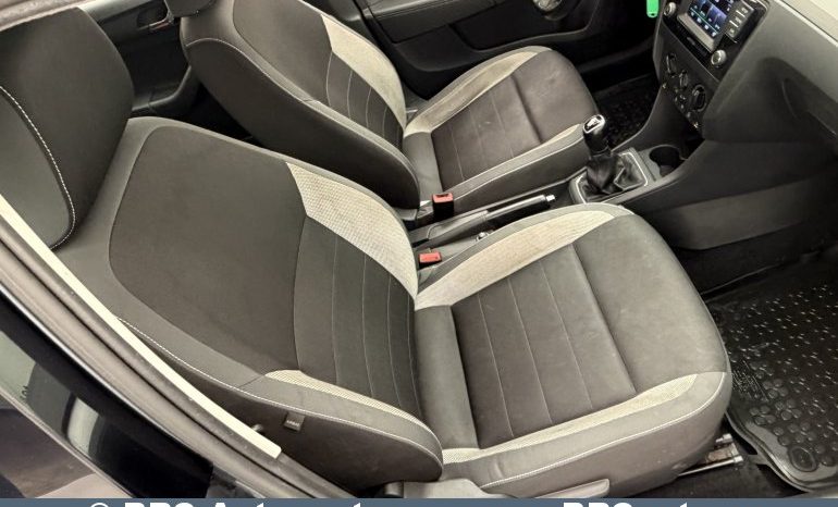 Skoda Rapid 1.2 TSI 2017 full