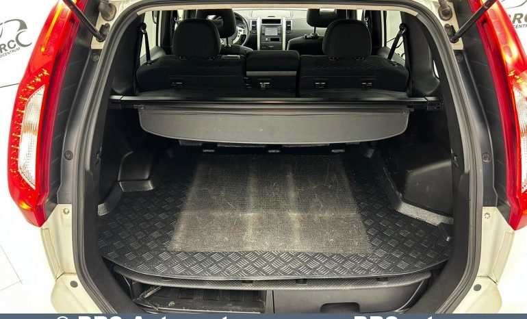 Nissan X-Trail 2.0D 4X4 Automatas 2013 full