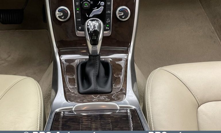 Volvo XC 70 T6 AWD Automatas 2015 full