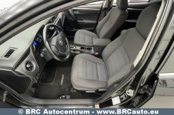 Toyota Corolla 1.6 Valvematic Active Automatas 2018 full