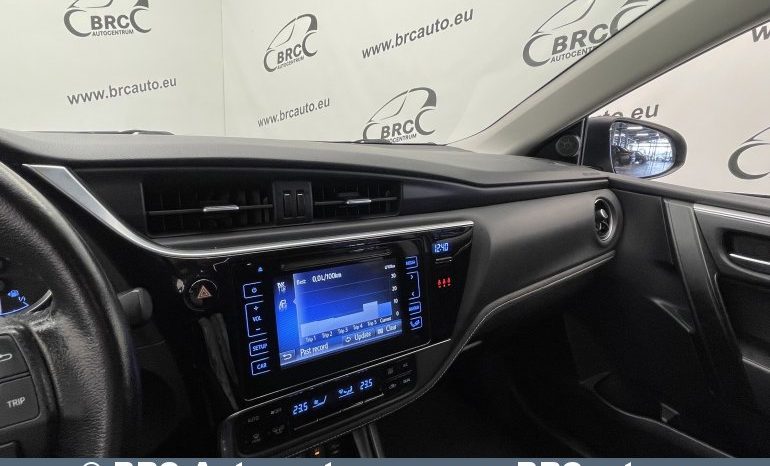 Toyota Corolla 1.6 Valvematic Active Automatas 2018 full