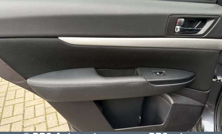 Subaru Outback 2.5i AWD Automatas 2012 full