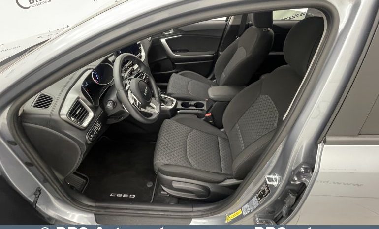 Kia Ceed 1.5 T-GDI Automatas 2024 full
