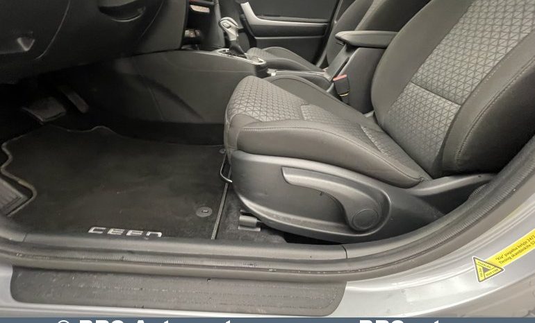 Kia Ceed 1.5 T-GDI Automatas 2024 full