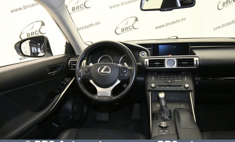 Lexus IS 300H Hybrid Automatas 2016 full