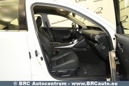 Lexus IS 300H Hybrid Automatas 2016 full