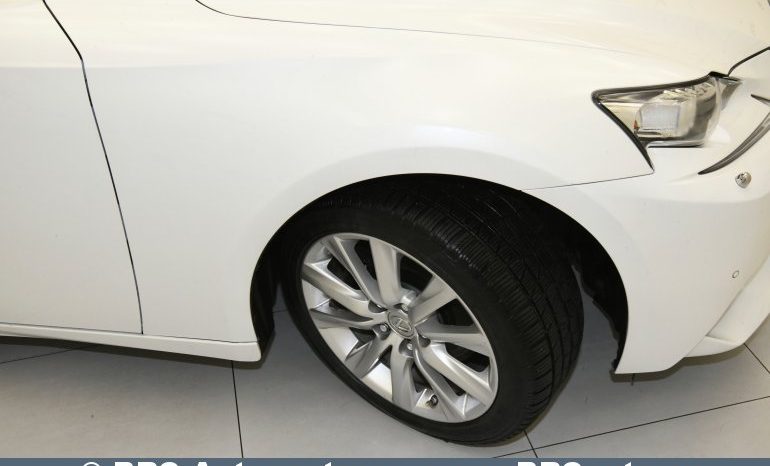 Lexus IS 300H Hybrid Automatas 2016 full