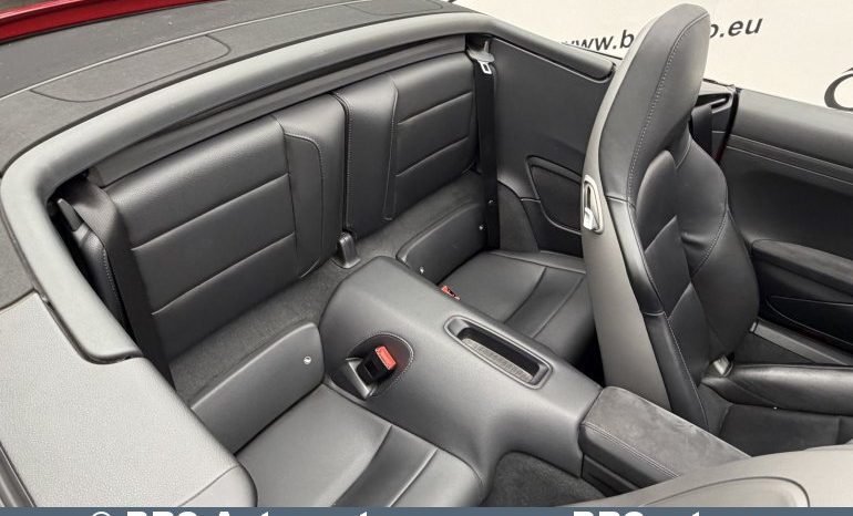 Porsche 911 Carrera 4 GTS Cabrio 2018 full