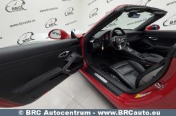 Porsche 911 Carrera 4 GTS Cabrio 2018 full