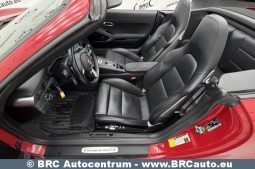 Porsche 911 Carrera 4 GTS Cabrio 2018 full
