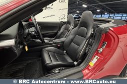 Porsche 911 Carrera 4 GTS Cabrio 2018 full