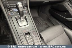 Porsche 911 Carrera 4 GTS Cabrio 2018 full