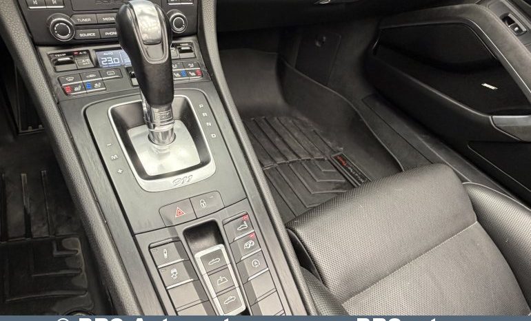 Porsche 911 Carrera 4 GTS Cabrio 2018 full