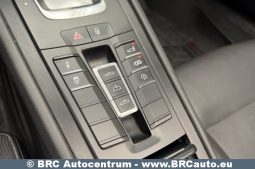 Porsche 911 Carrera 4 GTS Cabrio 2018 full