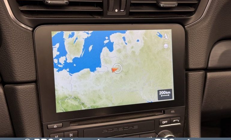 Porsche 911 Carrera 4 GTS Cabrio 2018 full