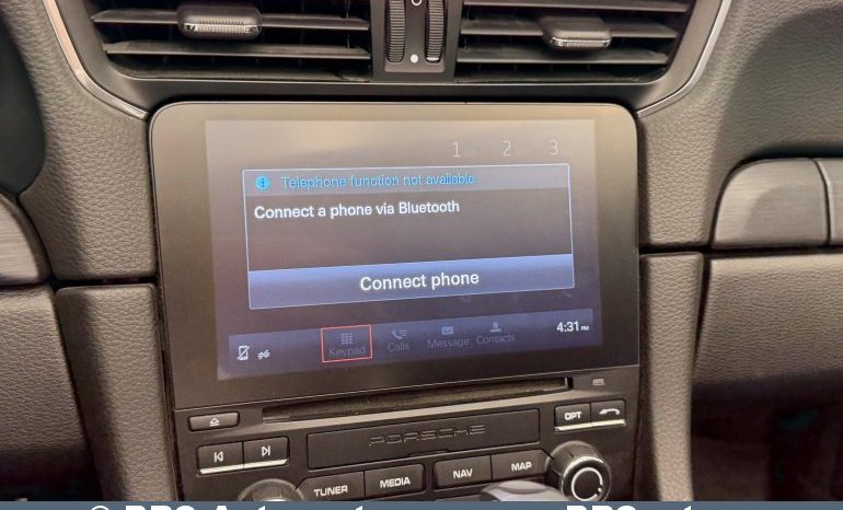 Porsche 911 Carrera 4 GTS Cabrio 2018 full