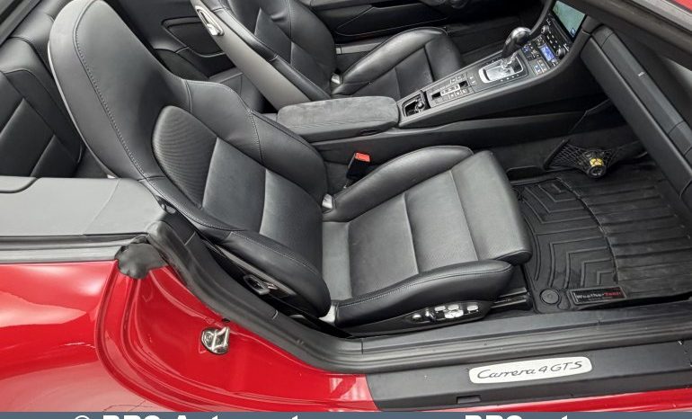Porsche 911 Carrera 4 GTS Cabrio 2018 full