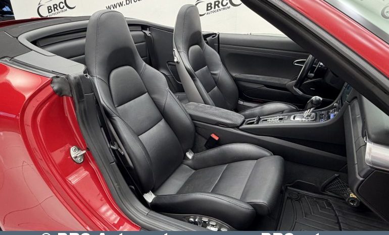 Porsche 911 Carrera 4 GTS Cabrio 2018 full