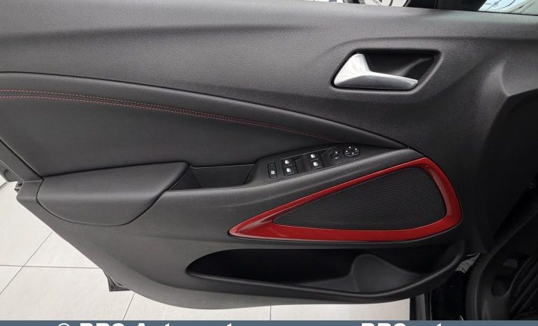 Opel Crossland 1.2 Turbo Automatas 2023 full