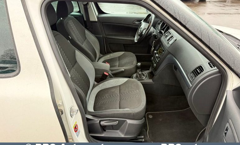 Skoda Yeti 2.0 TDI 2013 full