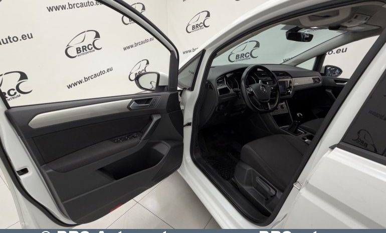 Volkswagen Touran 1.6 TDI 2016 full