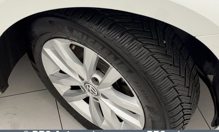 Volkswagen Touran 1.6 TDI 2016 full