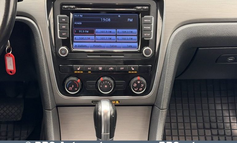 Volkswagen Passat SE 1.8 TSI Automatas 2015 full