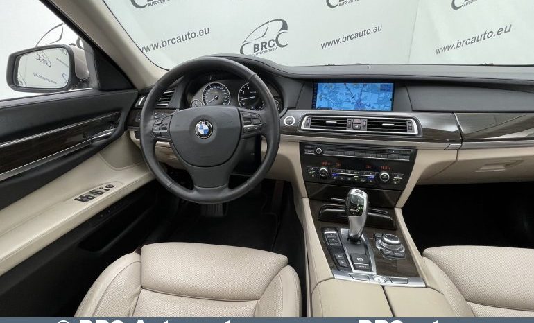 BMW 750 xDrive Long Automatas 2011 full