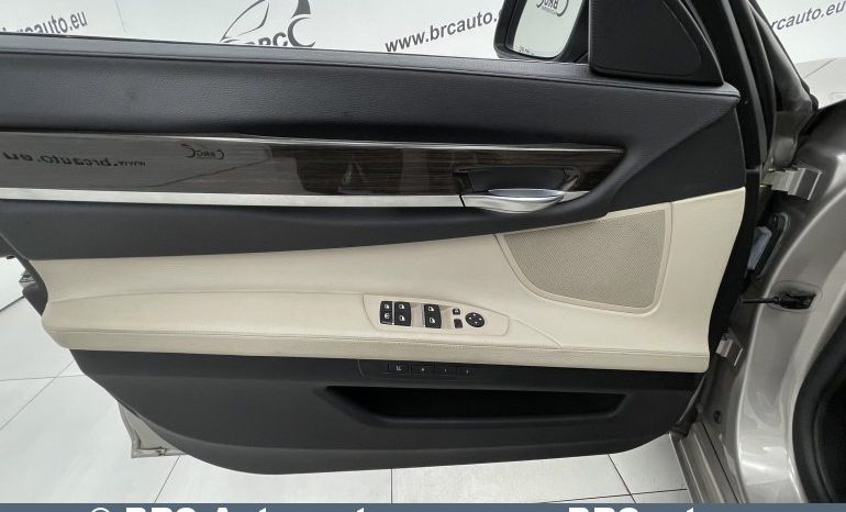 BMW 750 xDrive Long Automatas 2011 full