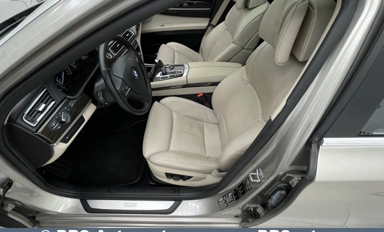 BMW 750 xDrive Long Automatas 2011 full