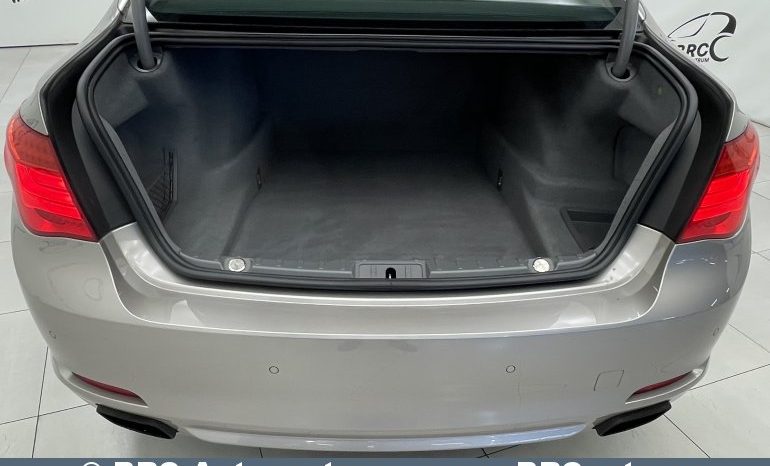 BMW 750 xDrive Long Automatas 2011 full